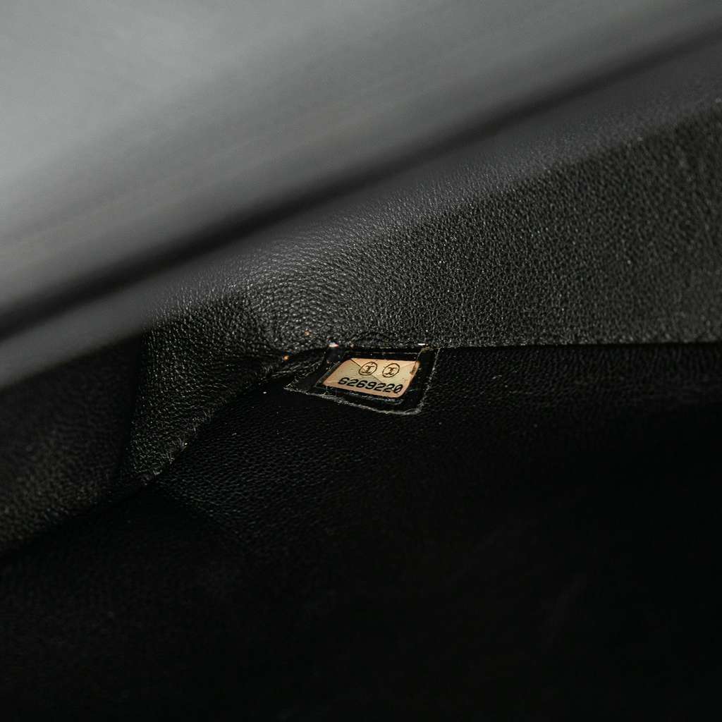 Chanel Jumbo Classic Caviar Single Flap - Detail 1