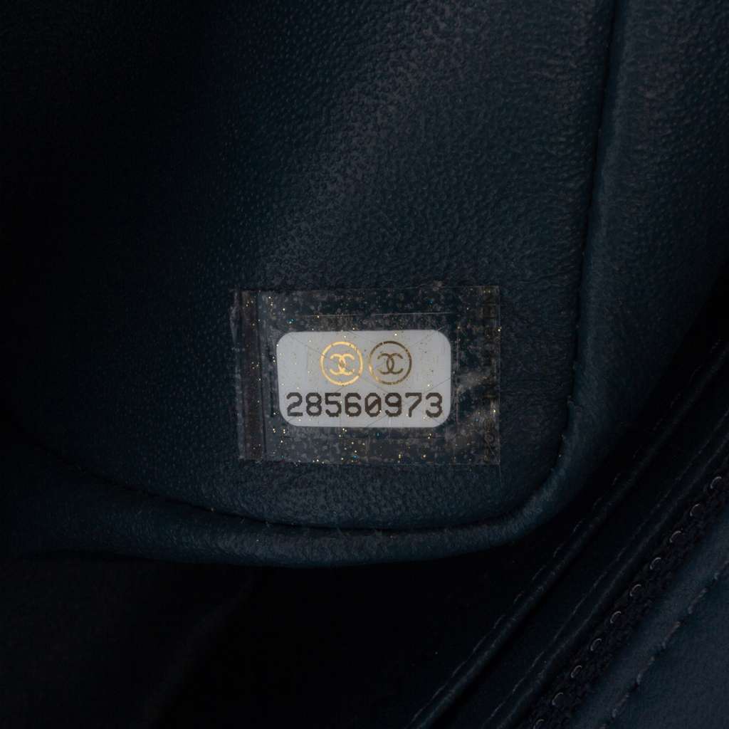 Chanel Mini Rectangular Classic Lambskin Single Flap - Detail 1