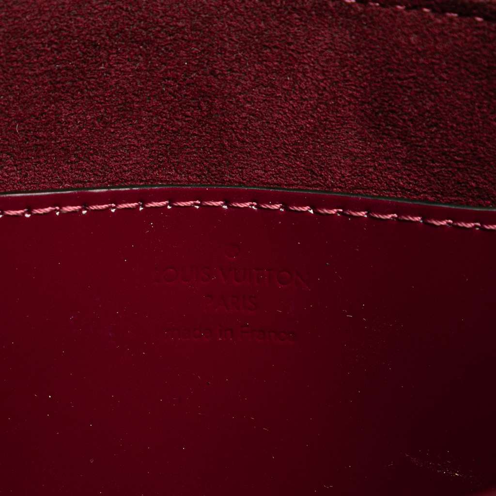 Louis Vuitton Vernis Monogram Twist PM - Side view