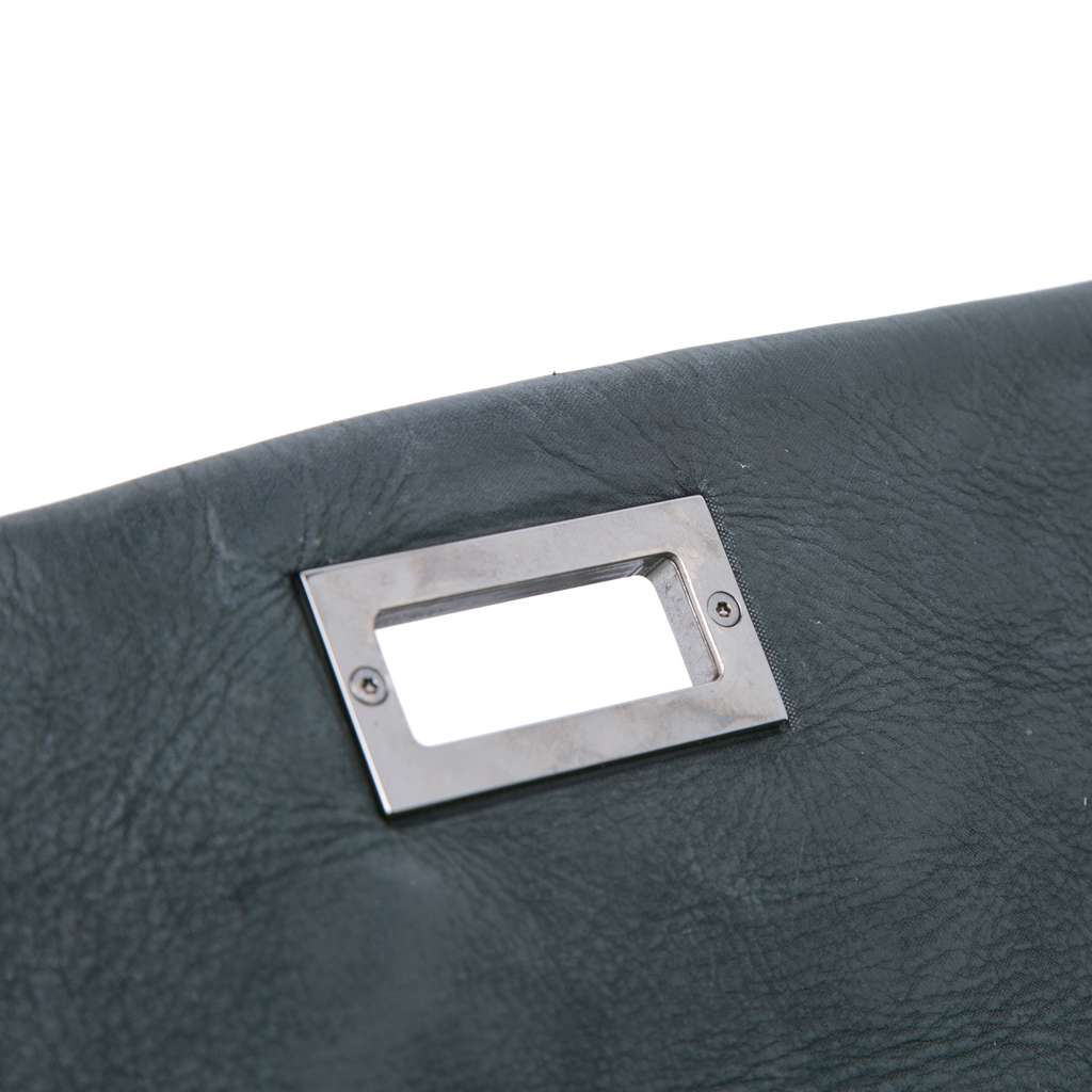 Chanel Chocolate Bar Iridescent Calfskin Bubble Flap - Detail 2