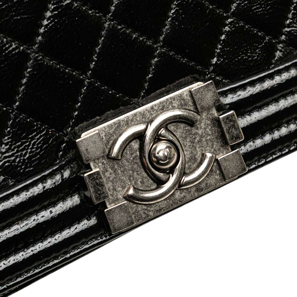 Chanel Small Quilted Patent Boy Flap - Image 10