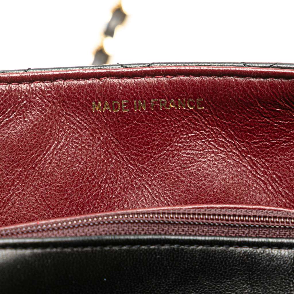 Chanel Small Square Quilted Lambskin Flap - Image 10