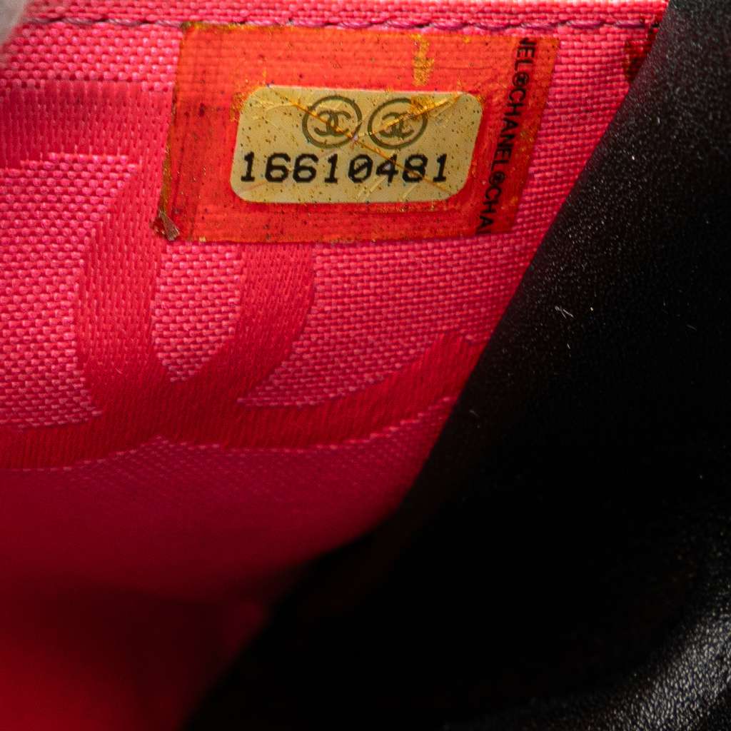 Chanel Lambskin Cambon Ligne Wallet On Chain - Detail 1