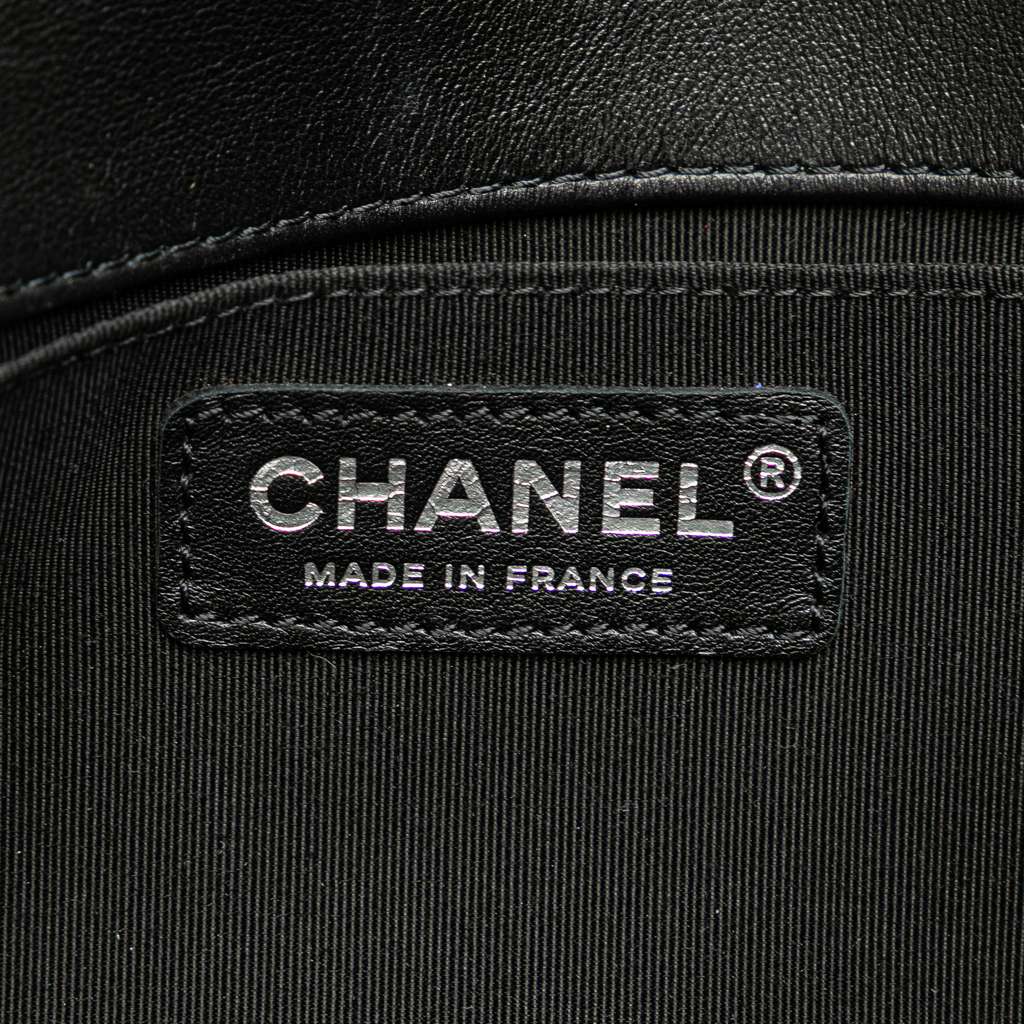 Chanel Old Medium Chevron Lambskin Boy Flap - Side view