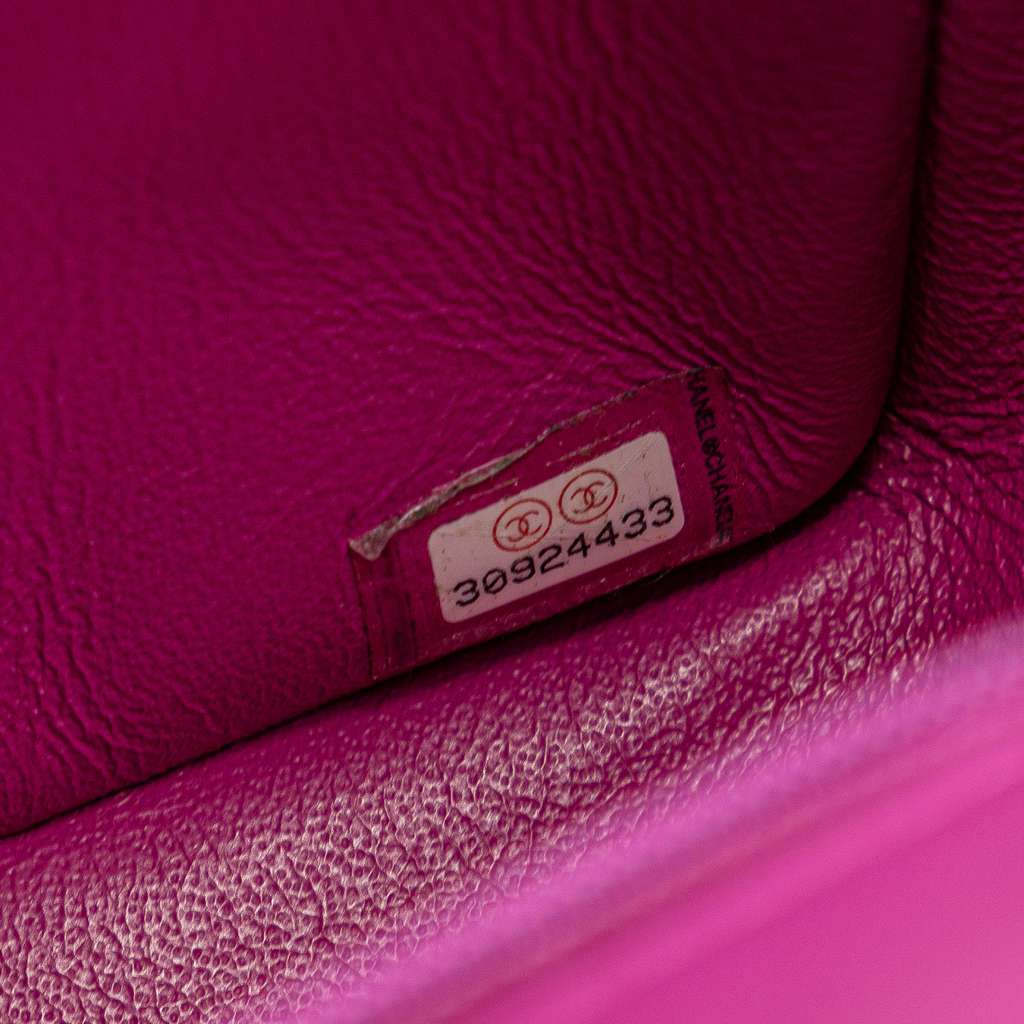 Chanel Mini Square Classic Lambskin Single Flap - Detail 1