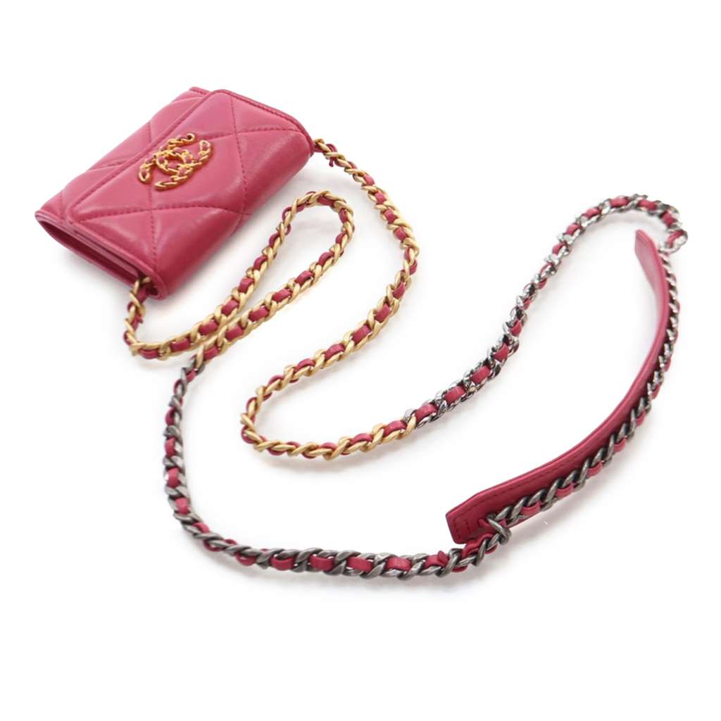 Chanel Quilted Lambskin Chanel 19 Card Holder On Chain - Image 14