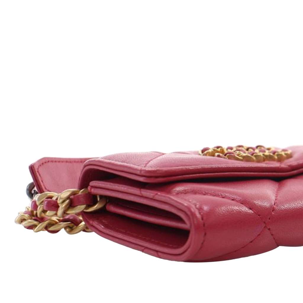 Chanel Quilted Lambskin Chanel 19 Card Holder On Chain - Image 12
