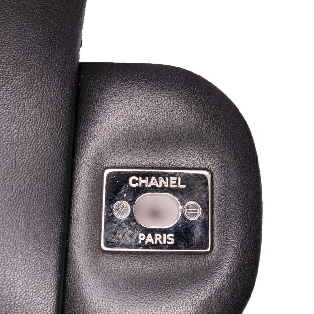 Chanel Jumbo Classic Patent Double Flap - Image 11