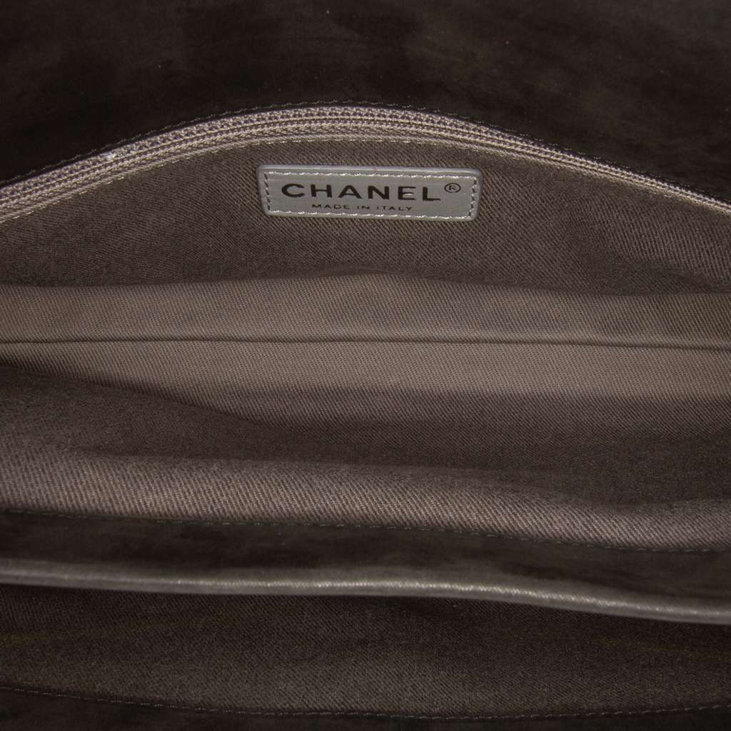 Chanel Large Quilted Iridescent Calfskin Coco Daily Flap - 4