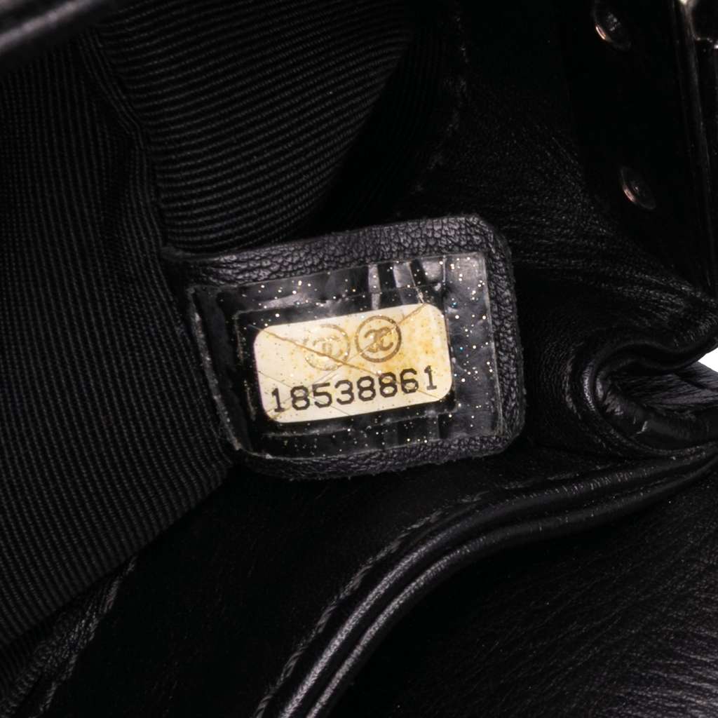 Chanel Medium Calfskin Enchained Boy Flap - Detail 1