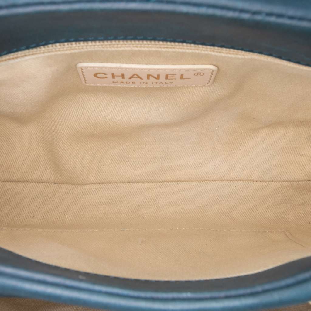 Chanel Small Iridescent Calfskin Chic Quilt Flap - 4