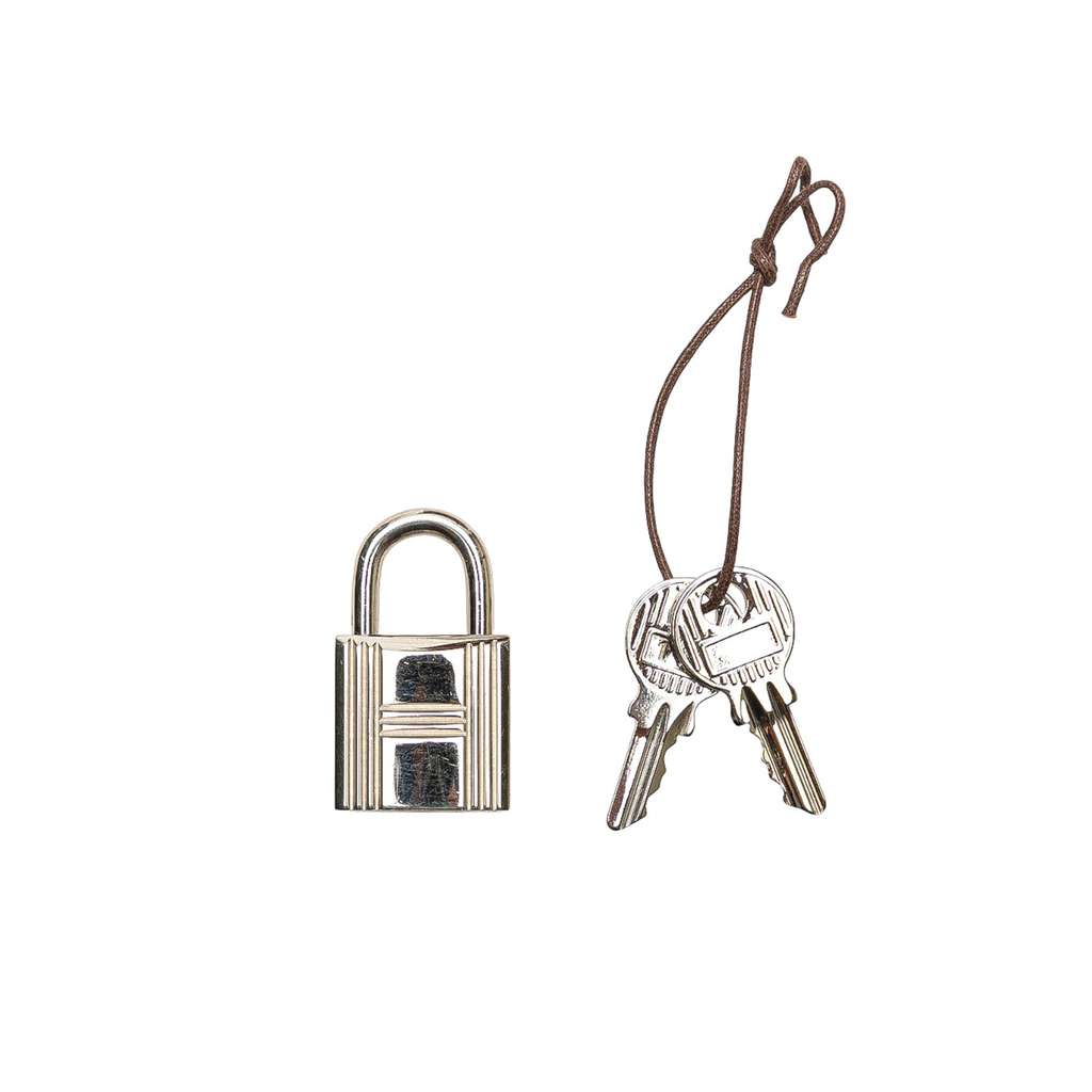 Hermès Clemence Picotin Lock 18 - Image 12