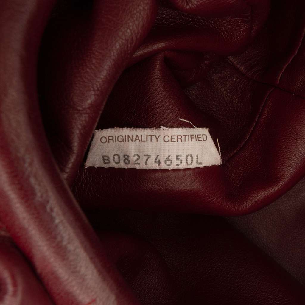 Bottega Veneta Lambskin The Mini Pouch Crossbody - Detail 1