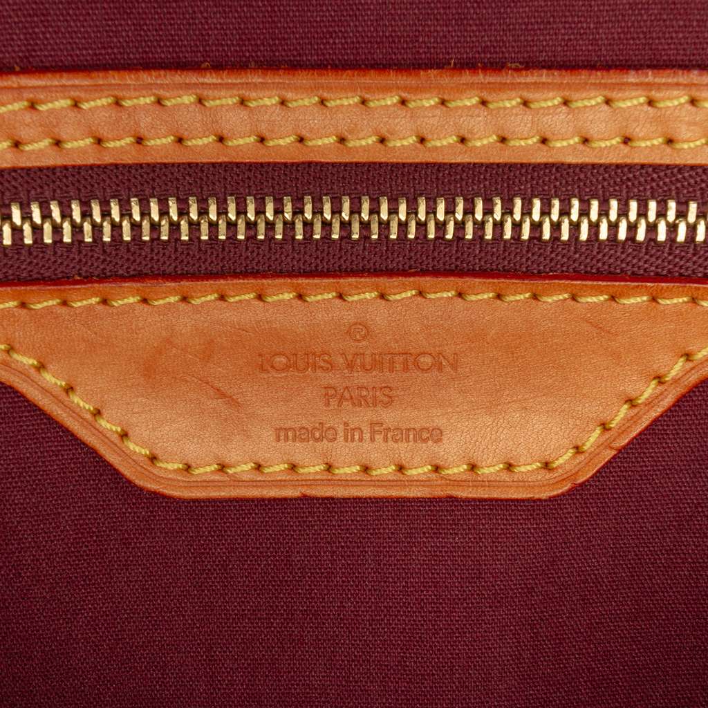 Louis Vuitton Monogram Vernis Brea MM - Side view