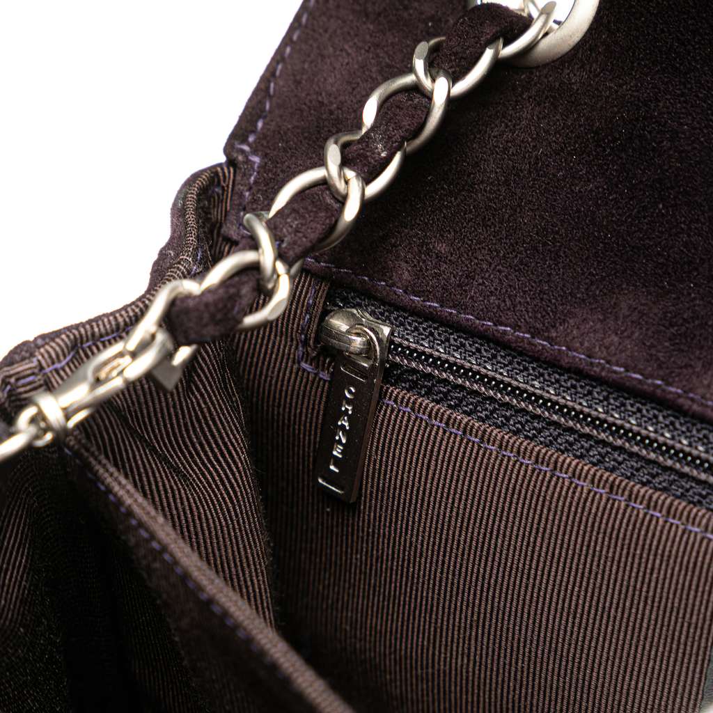 Chanel Chocolate Bar Reissue Suede Multipocket Chain Flap - Detail 2