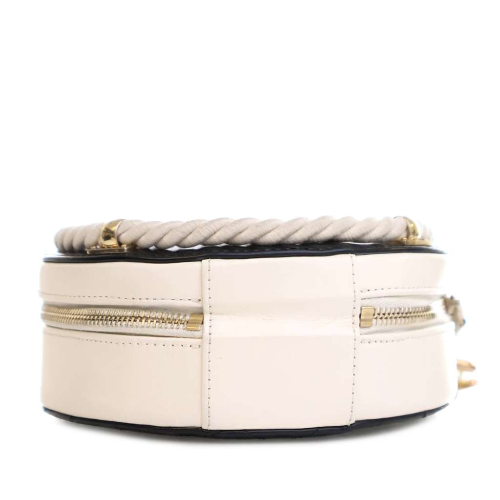 Chanel Crumpled Calfskin En Vogue Round Bag - Image 6