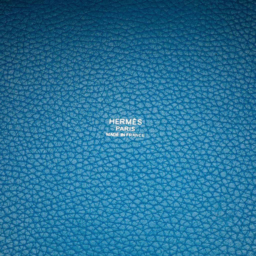 Hermès Clemence Picotin Lock 18 - Side view