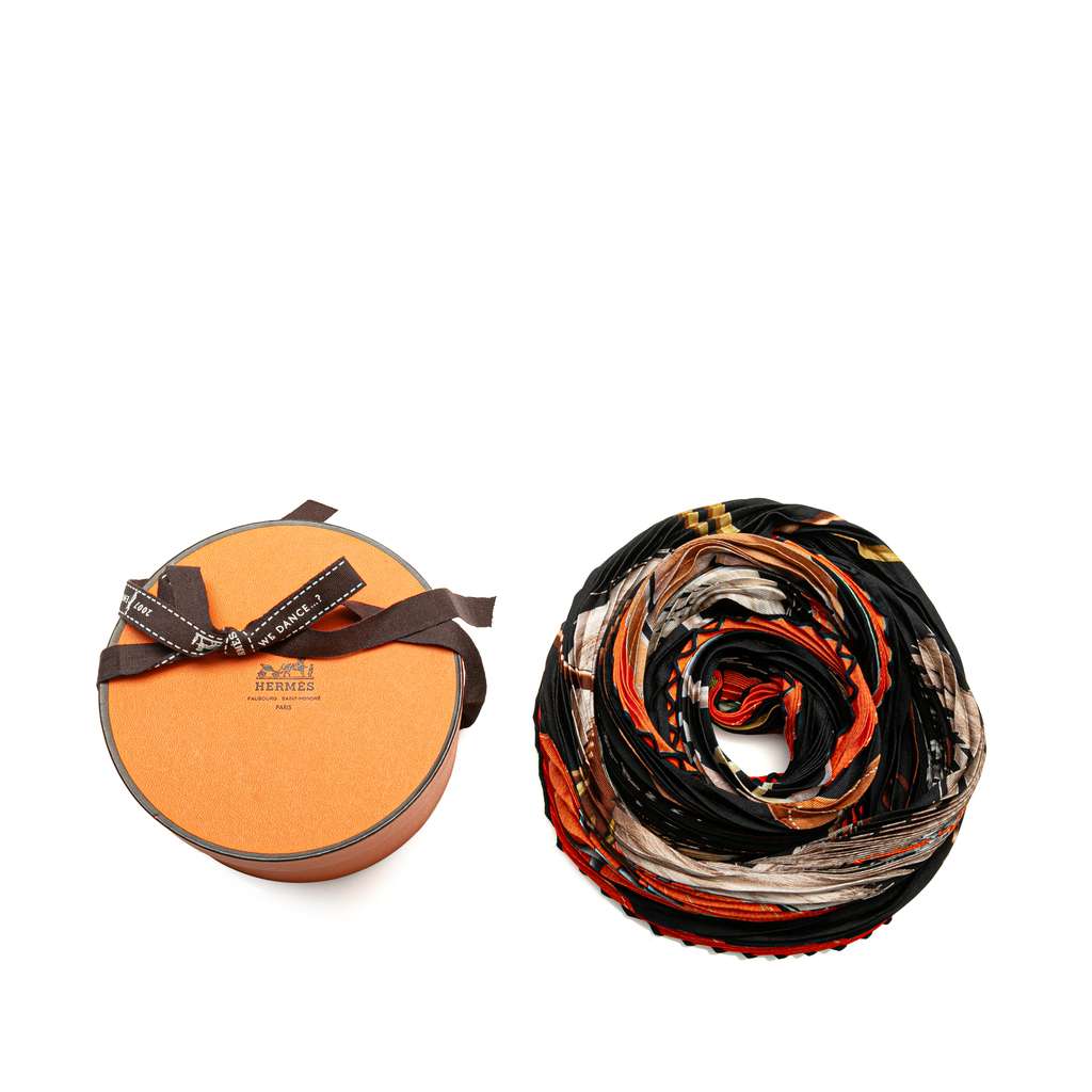 Hermès Silk Projets Carres Plisse Scarf - Detail 1