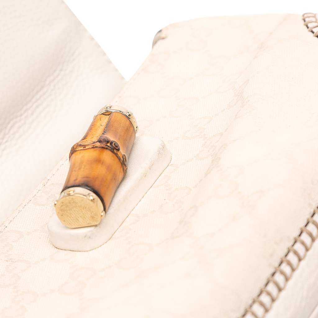 Gucci Medium GG Canvas New Bamboo Satchel - Image 11