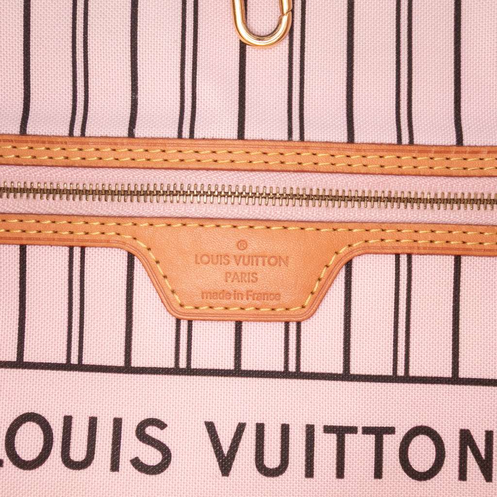 Louis Vuitton Monogram Neverfull MM - Side view