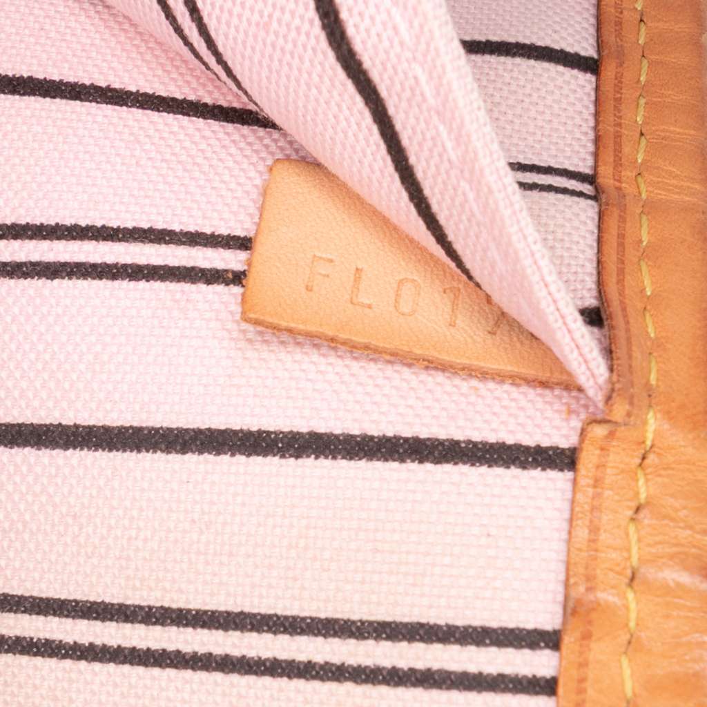 Louis Vuitton Monogram Neverfull MM - Detail 1