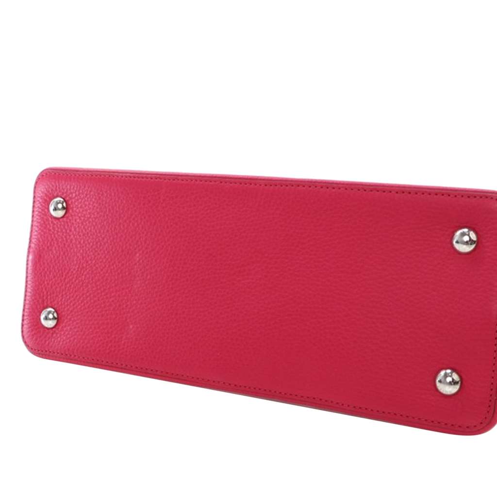 Louis Vuitton Taurillon Capucines MM - Image 14