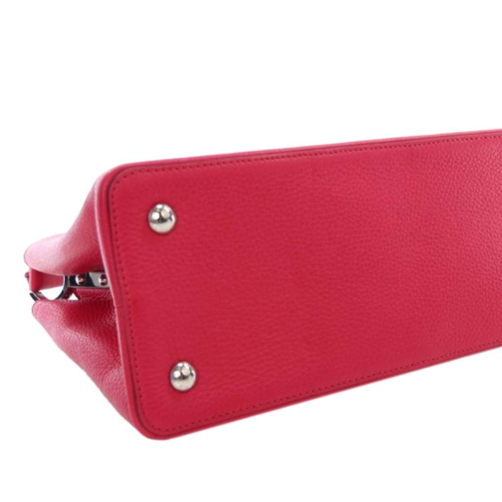 Louis Vuitton Taurillon Capucines MM - Image 15