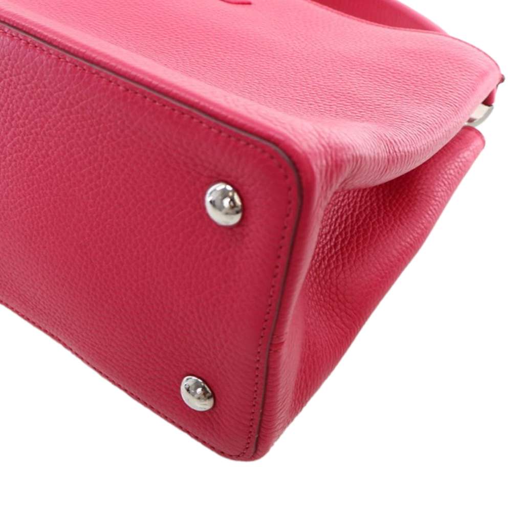 Louis Vuitton Taurillon Capucines MM - Image 12