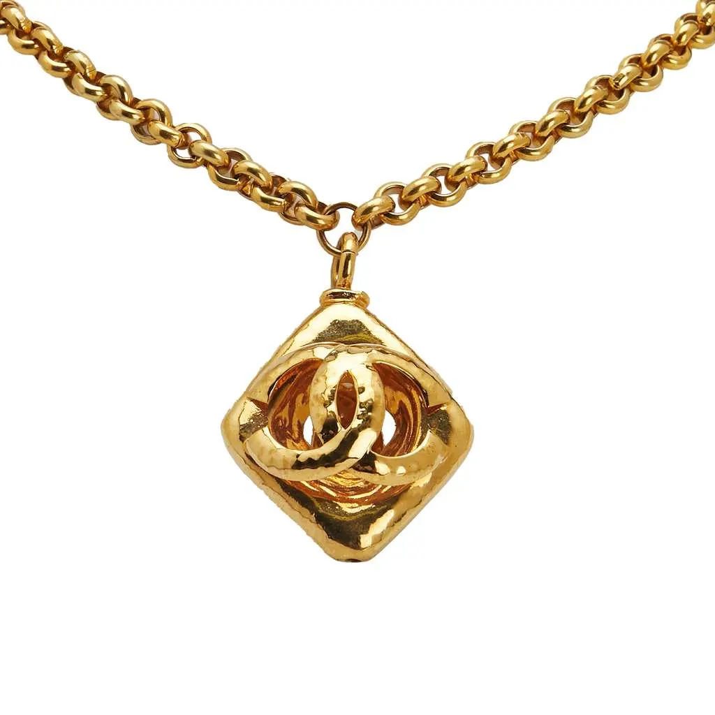 Chanel CC Gold Plated Diamond Cut Pendant Necklace Gold Metal Good - Front View