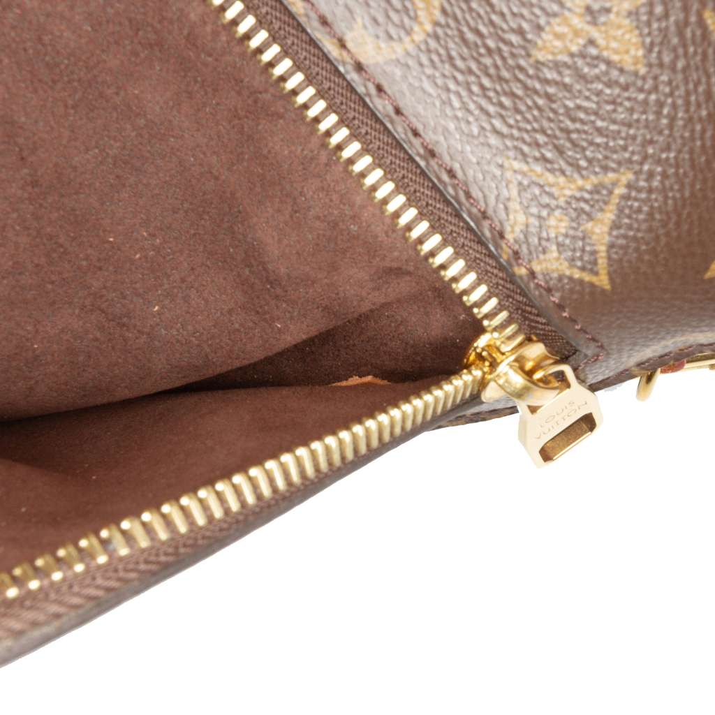 Louis Vuitton Monogram Pochette Metis - Detail 1