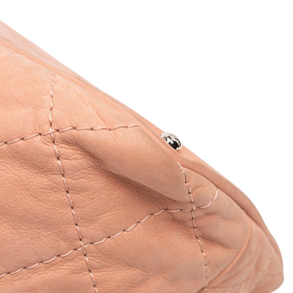 Chanel Small Iridescent Calfskin Sea Hit Tote - Detail 2