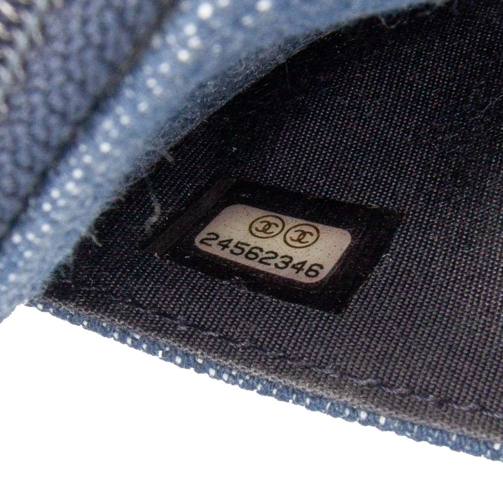 Chanel Denim and Velvet Wallet On Chain - Detail 1