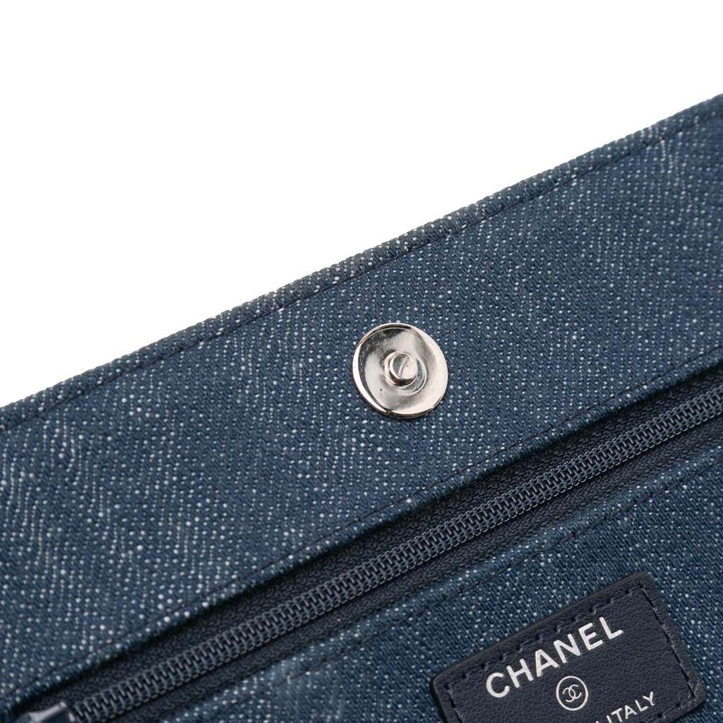 Chanel Denim and Velvet Wallet On Chain - Image 11