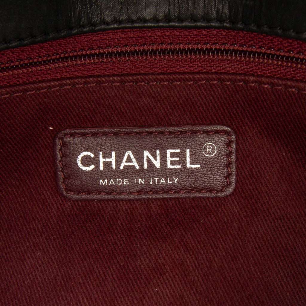 Chanel Chocolate Bar Iridescent Calfskin Bubble Flap - Side view