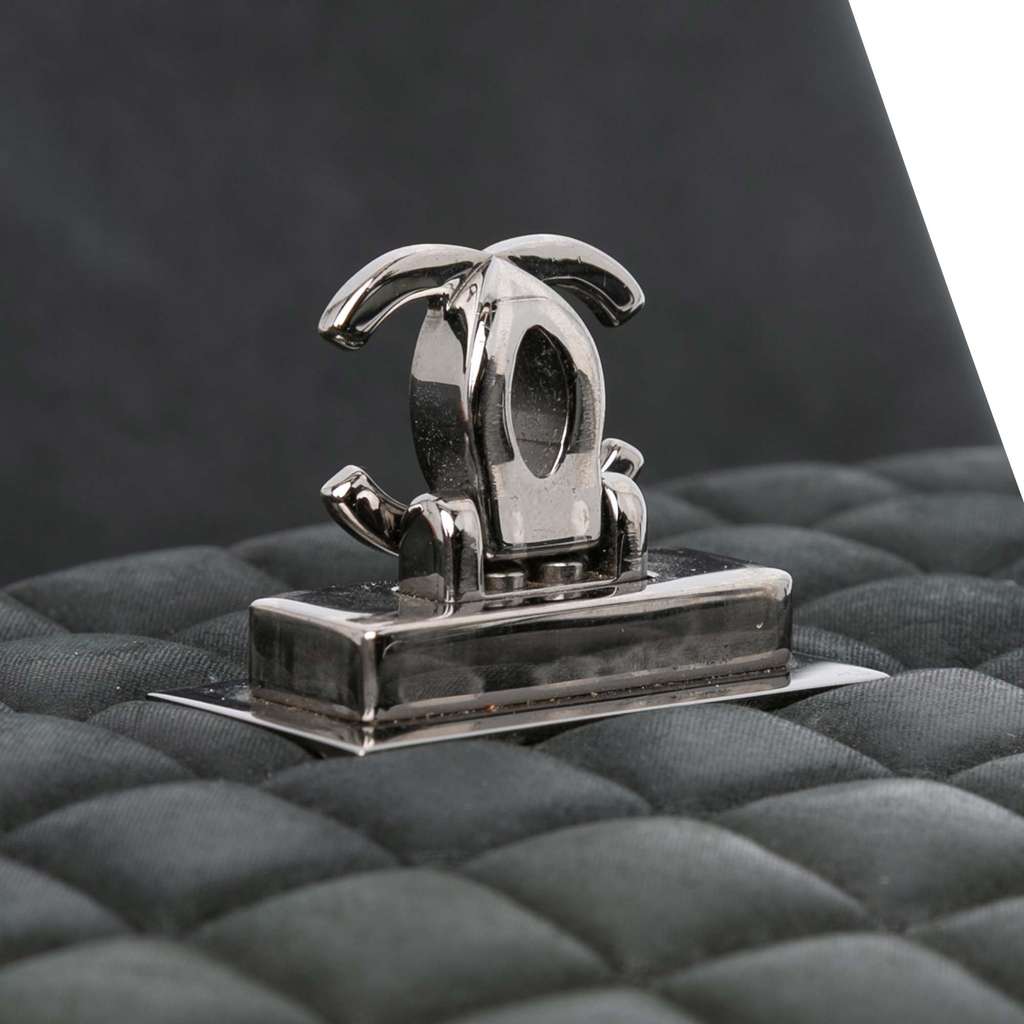 Chanel Chocolate Bar Iridescent Calfskin Bubble Flap - Image 10