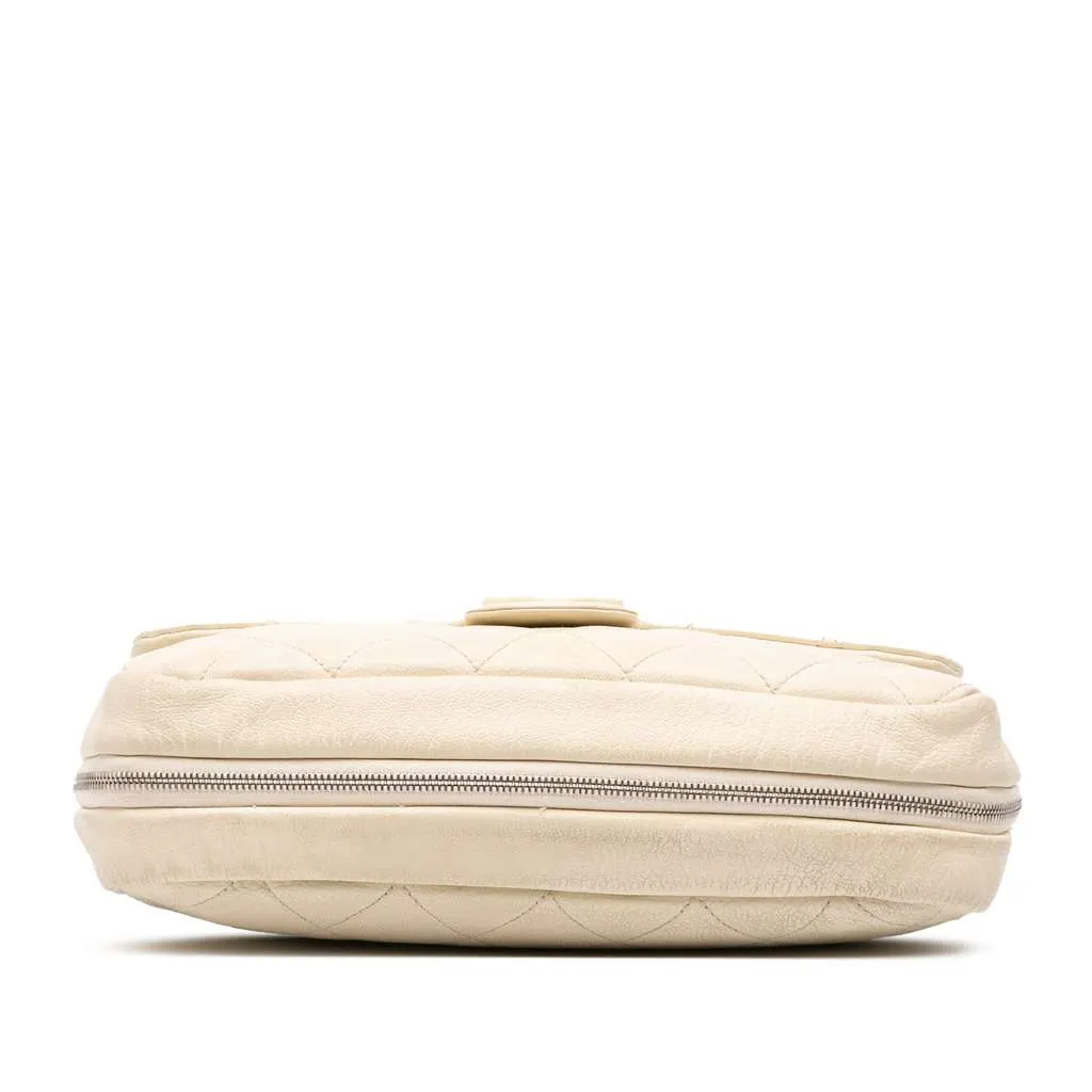 Chanel Quilted Calfskin Expandable Zip Yacht Flap White Leather Very good - Inside View