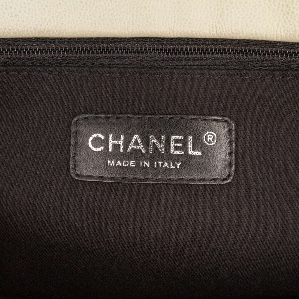 Chanel Quilted Calfskin Expandable Zip Yacht Flap - Side view