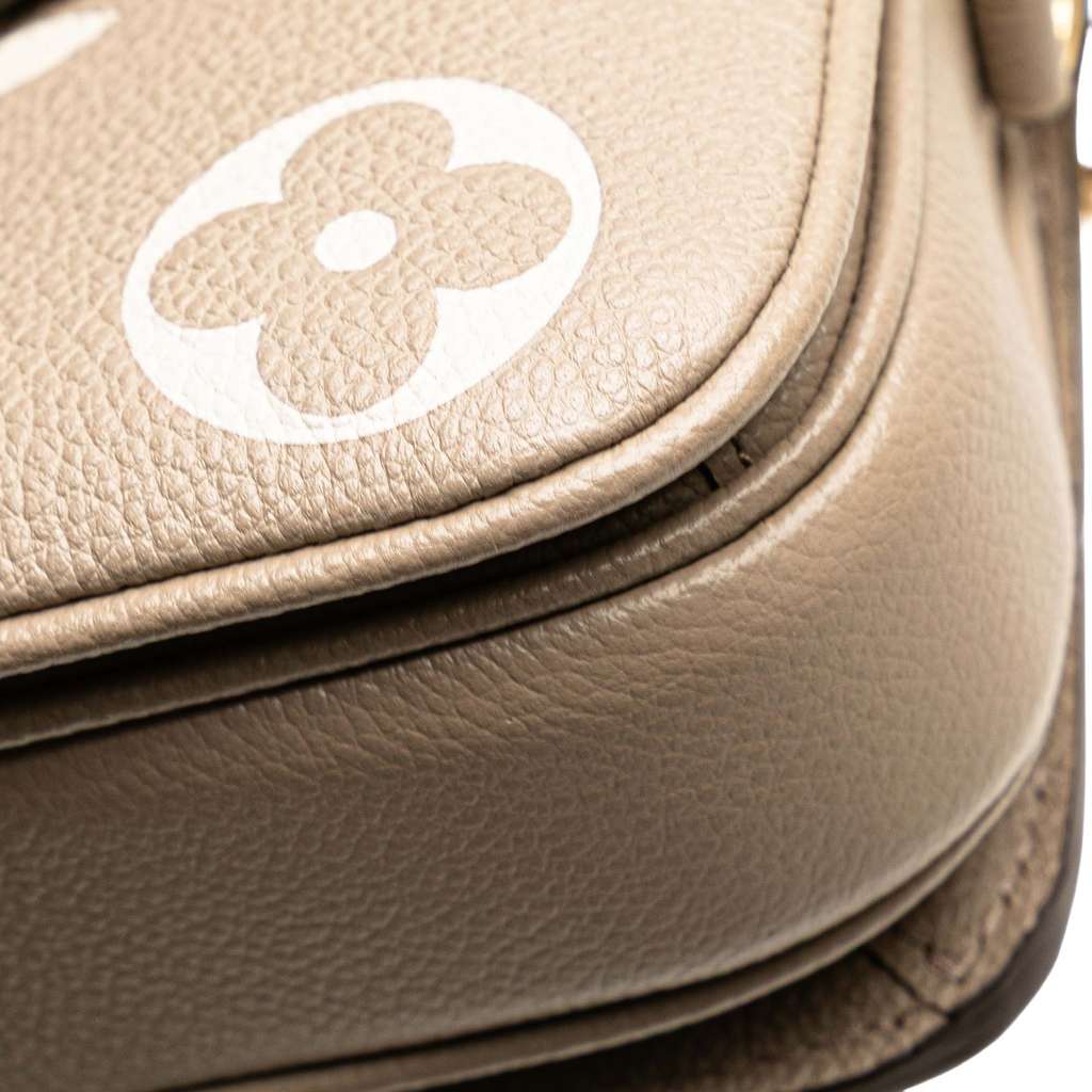 Louis Vuitton Monogram Empreinte Pochette Metis East West - Detail 2