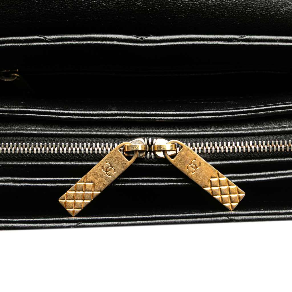 Chanel Small Chevron Lambskin Stitched Envelope Flap - Image 10