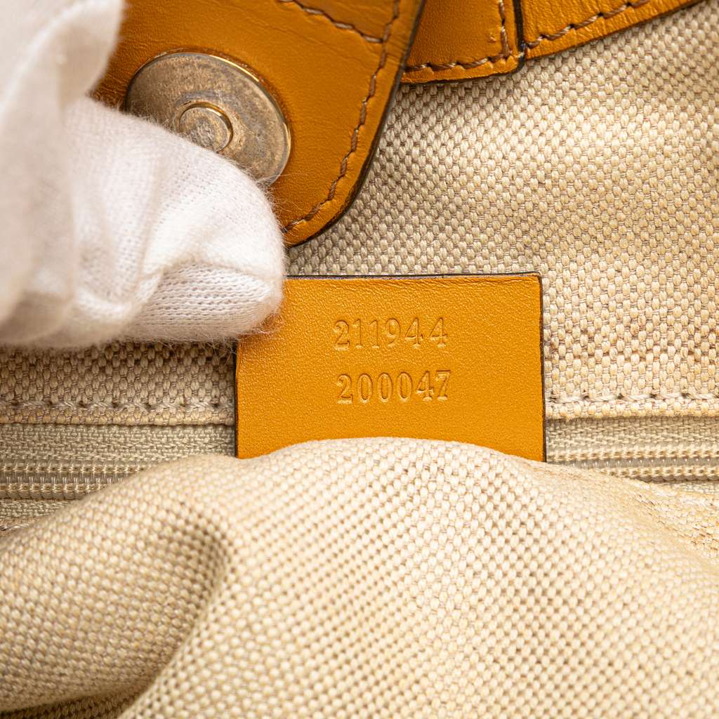 Gucci Medium GG Canvas Sukey Tote - Detail 1