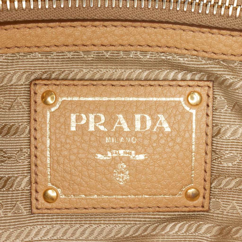 Prada Vitello Daino Sacca 2 Manici Convertible Tote - Side view