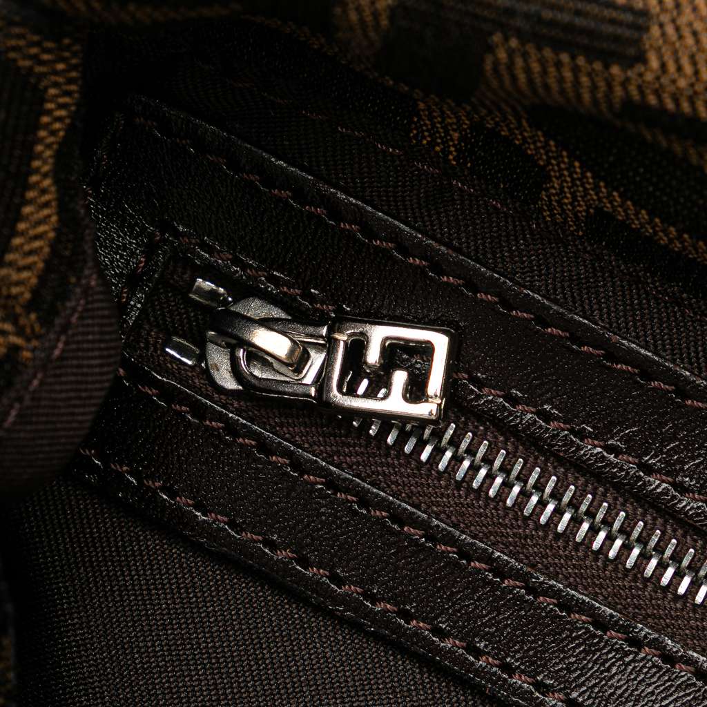 Fendi Zucca Canvas Double Flap Shoulder Bag - Detail 2