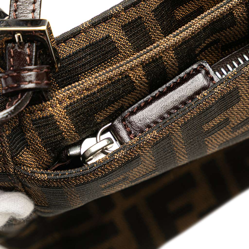 Fendi Zucca Canvas Shoulder Bag - Detail 2