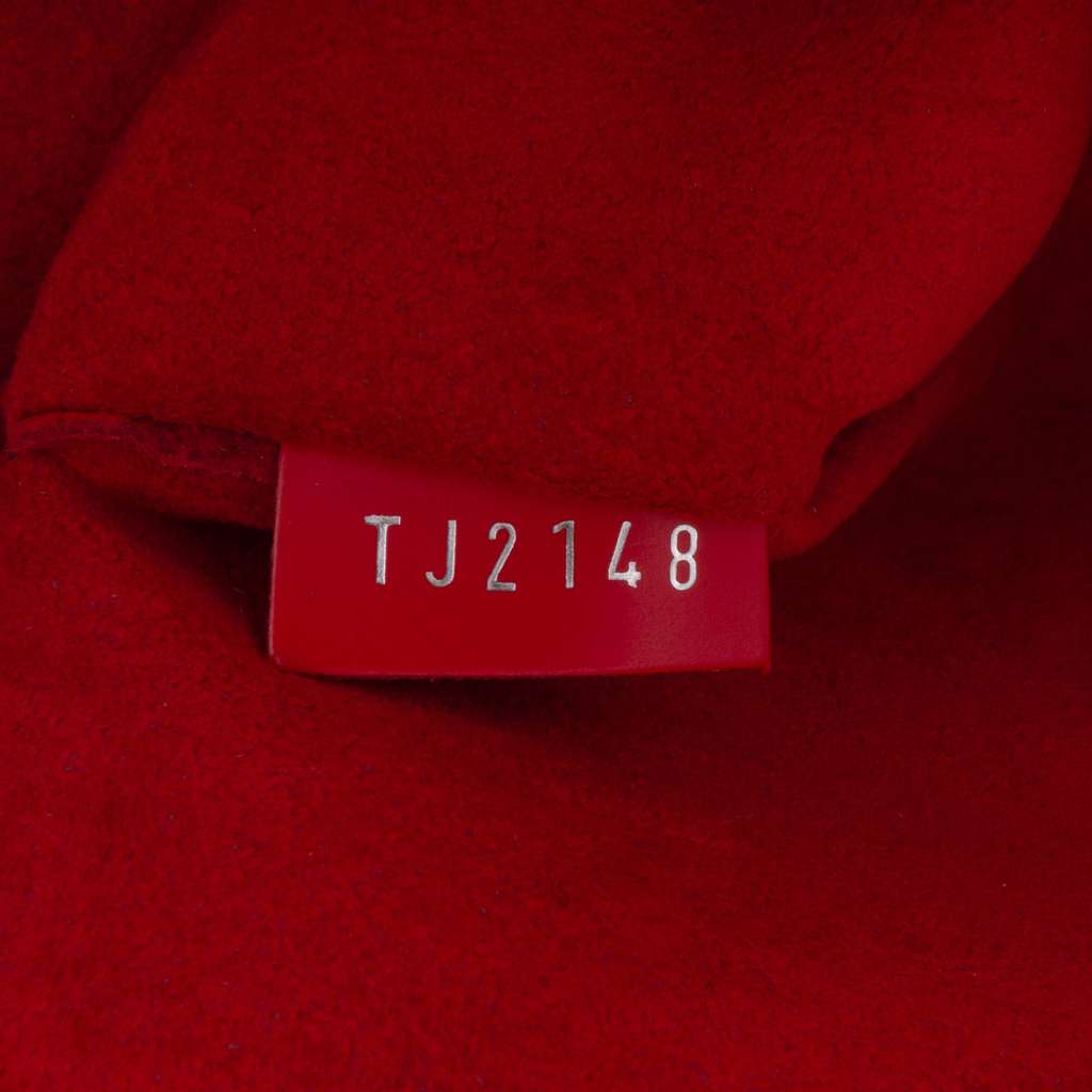 Louis Vuitton Epi Pochette Felicie - Detail 2