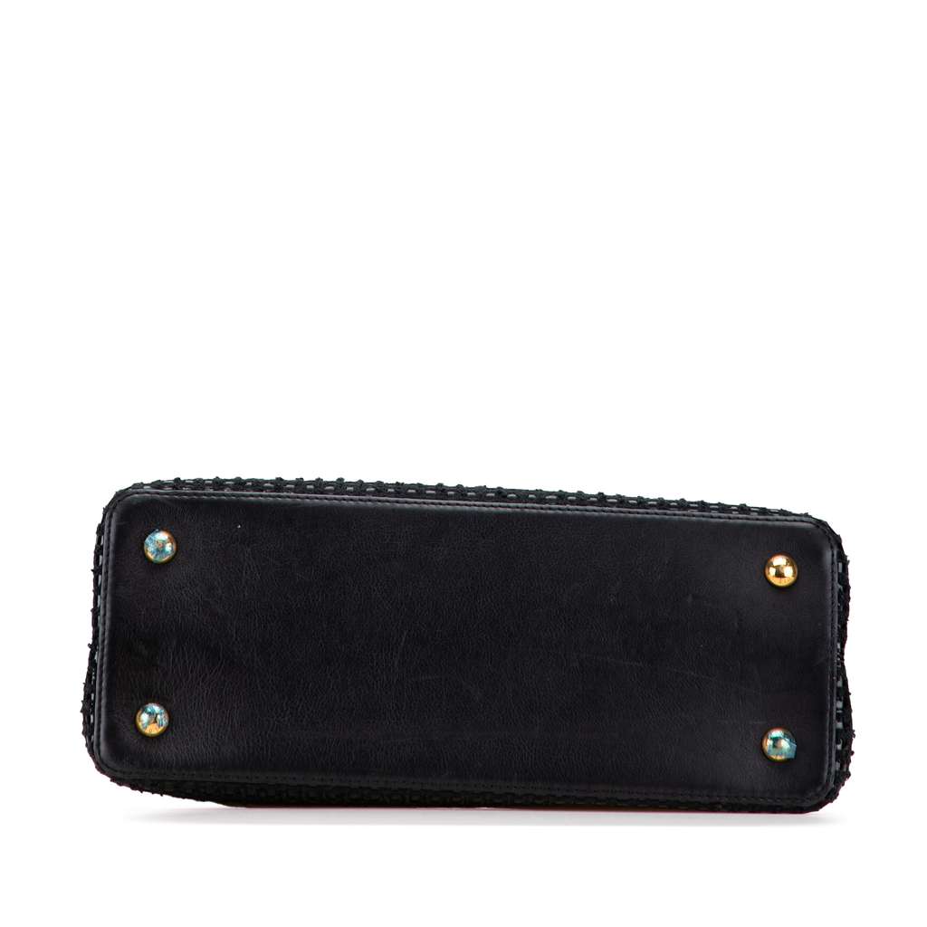 Louis Vuitton Tweed Capucines MM - Image 6