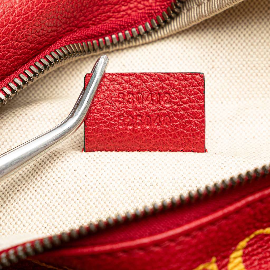 Gucci Grained Calfskin Logo Belt Bag - Detail 1