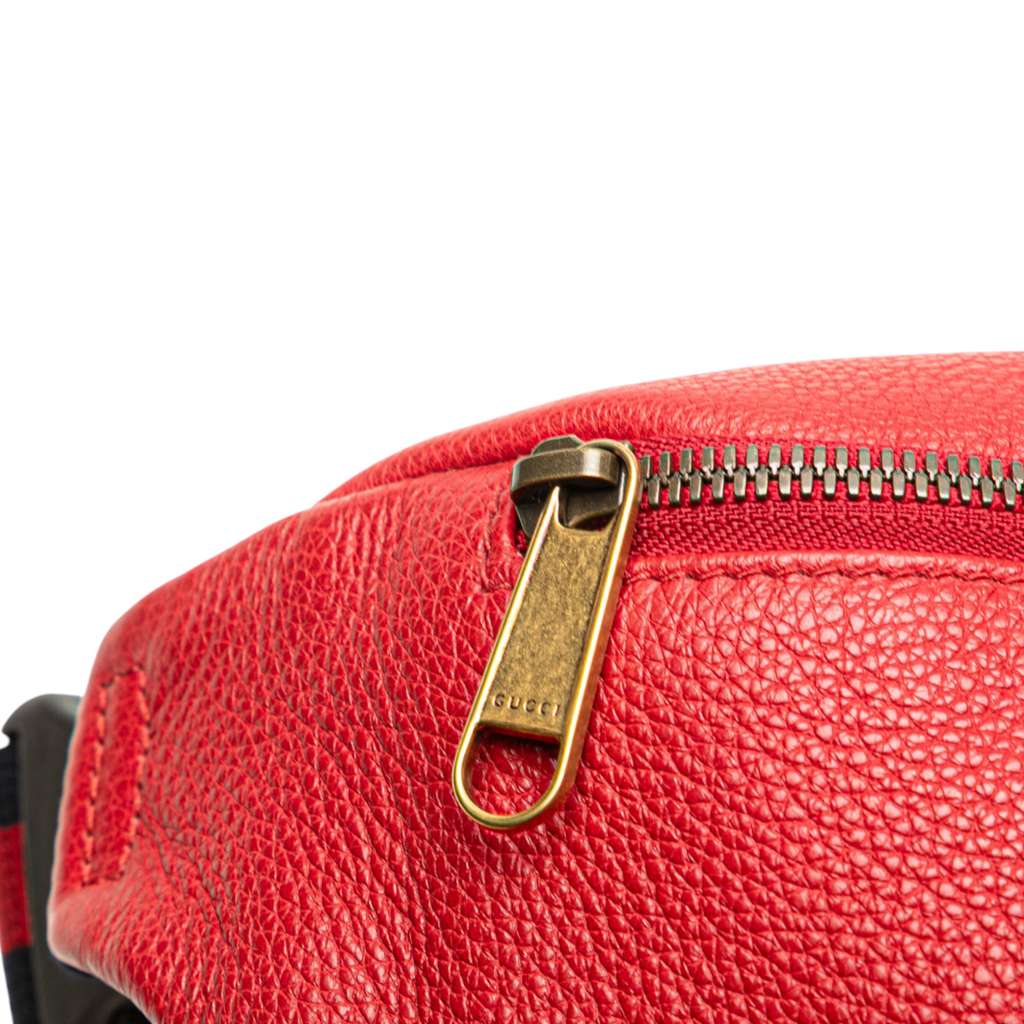 Gucci Grained Calfskin Logo Belt Bag - Image 10