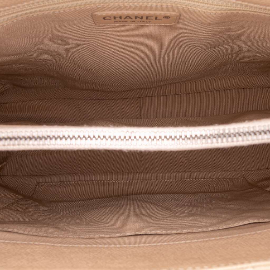 Chanel Caviar Grand Shopping Tote - 4