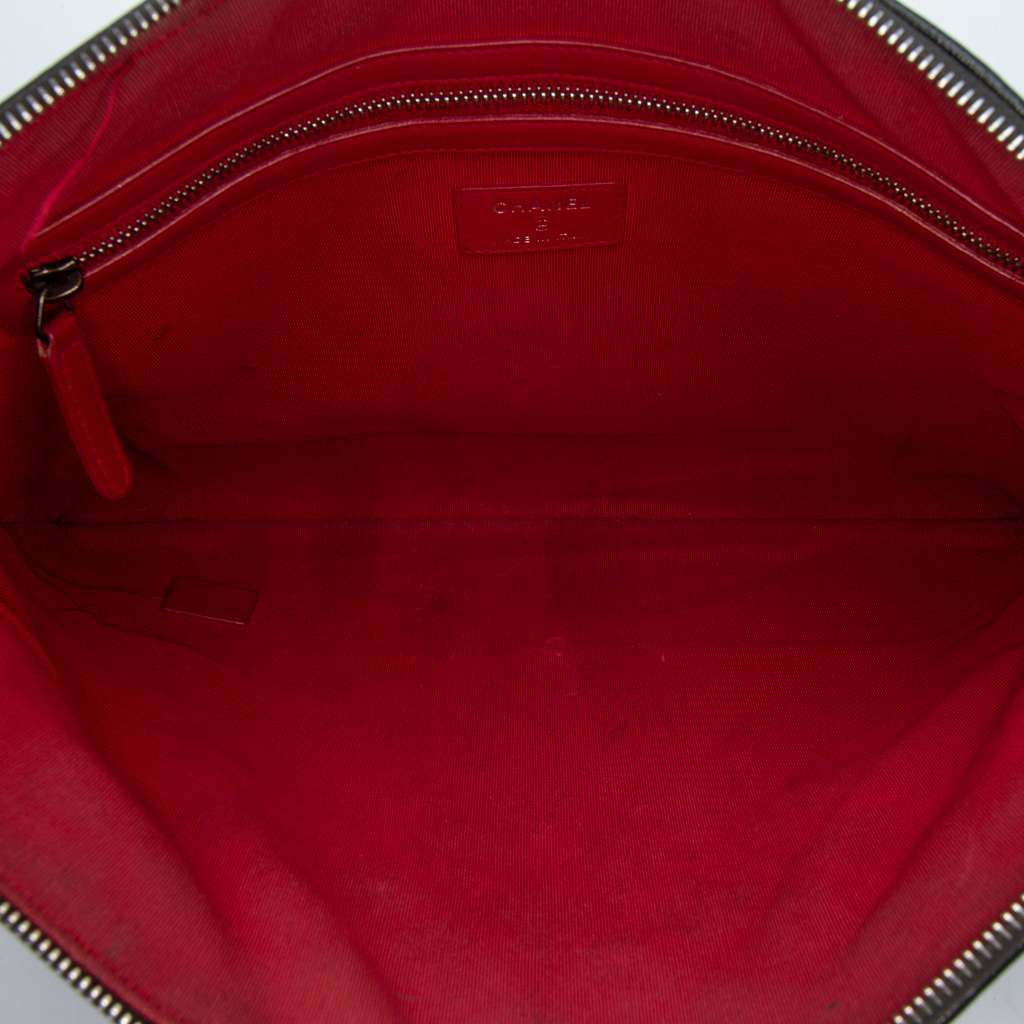 Chanel Large Aged Calfskin Gabrielle O Case Clutch - 4