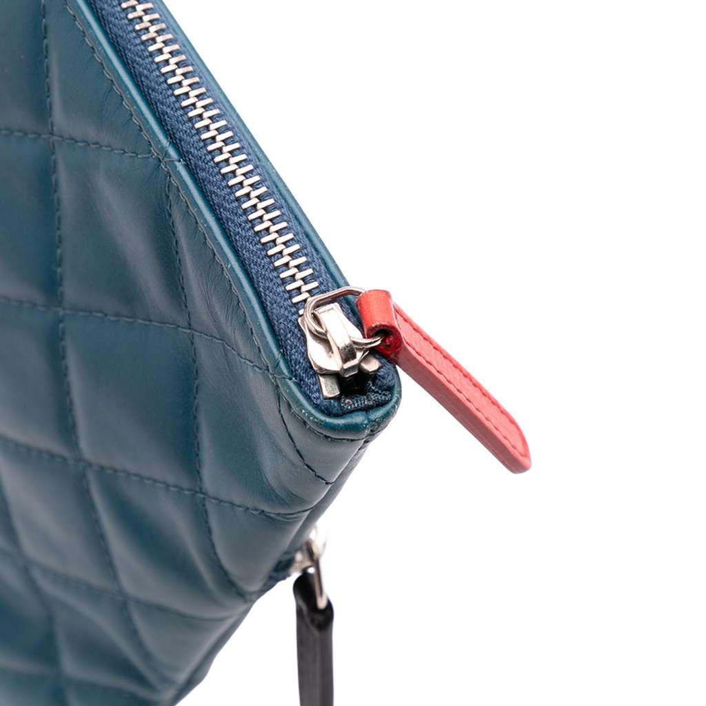 Chanel CC Quilted Lambskin Multi Zip Clutch - Detail 2